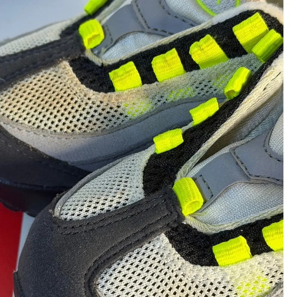 Nike Air Max 95 OG (TD) – Size 5C – Excellent Condition